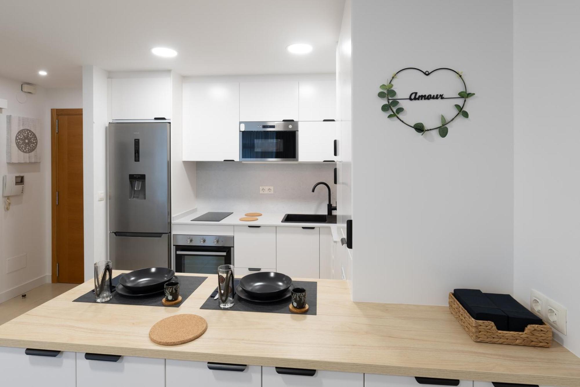 Miniloft Cee Con Wifi En El Centro Del Pueblo Leilighet Eksteriør bilde